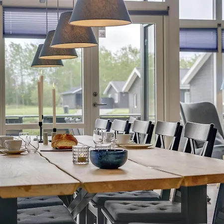 Ina - 1-2km From The Sea By Interhome