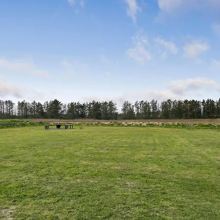 Ferienhaus Ina - 1-2km From The Sea By Interhome *